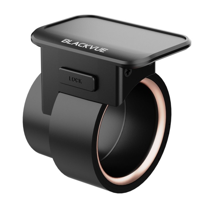Blackvue-Staffa dashcam frontale - Serie DR900S/X-DR970X-blackvue.it